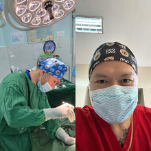 Load image into Gallery viewer, Crazy Face Pattern Scrub Cap