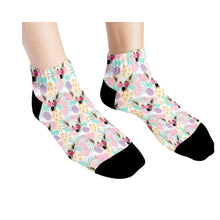 Load image into Gallery viewer, Face Pattern Low Cut Socks
